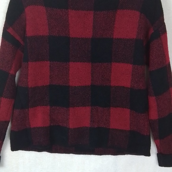 Tahari‎ Wool Blend Mock Neck Knit Sweater Size Medium Red, Black Buffalo Plaid - Picture 7 of 10
